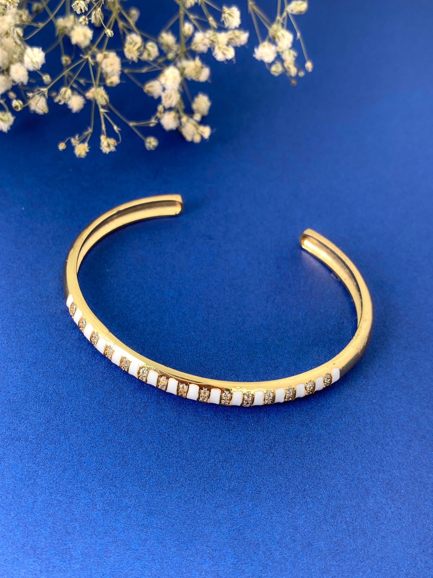 White Camillo Cuff