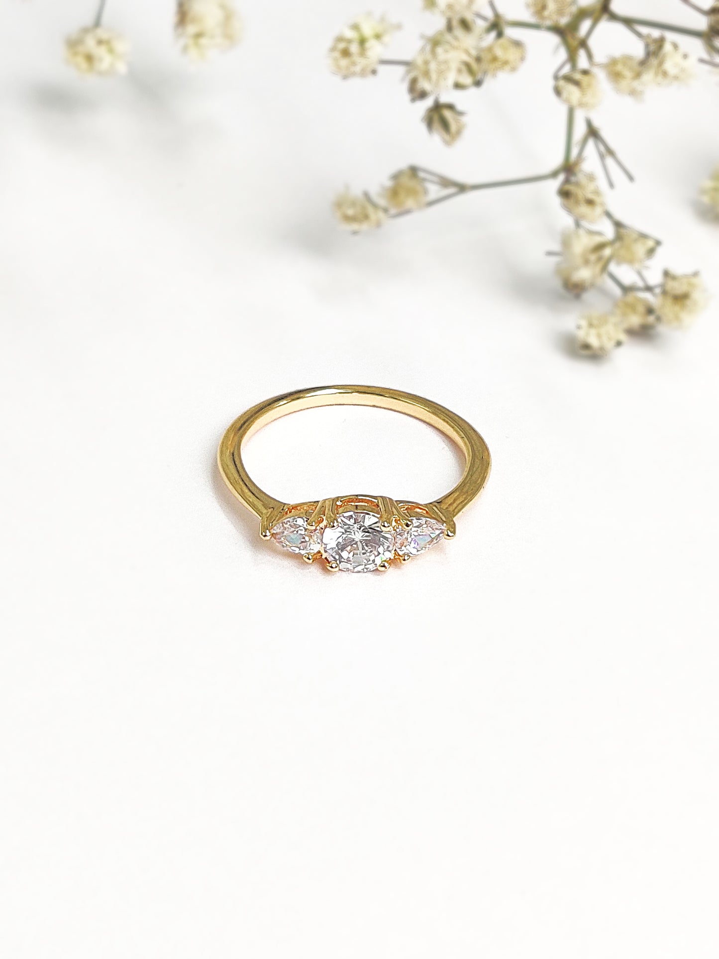 Luminara Ring