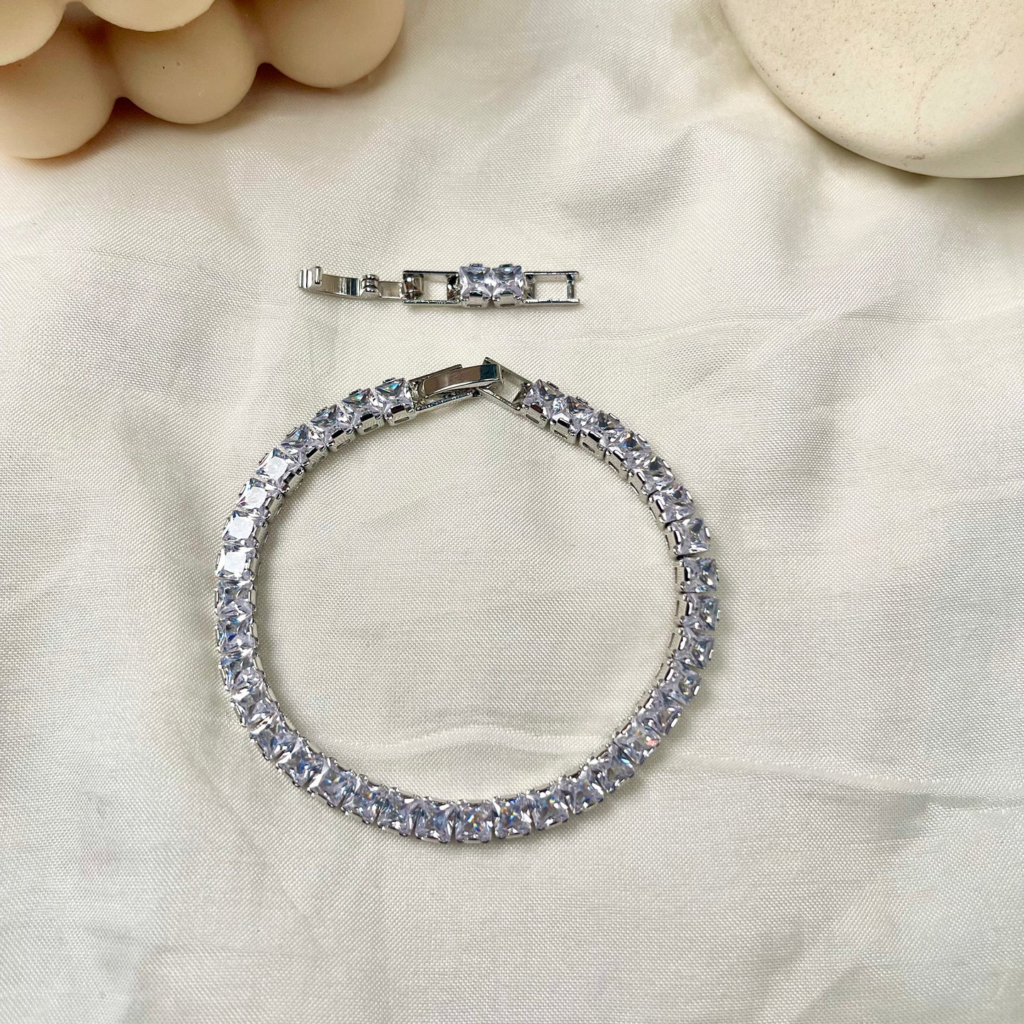 Becca Tennis Bracelet (Silver)