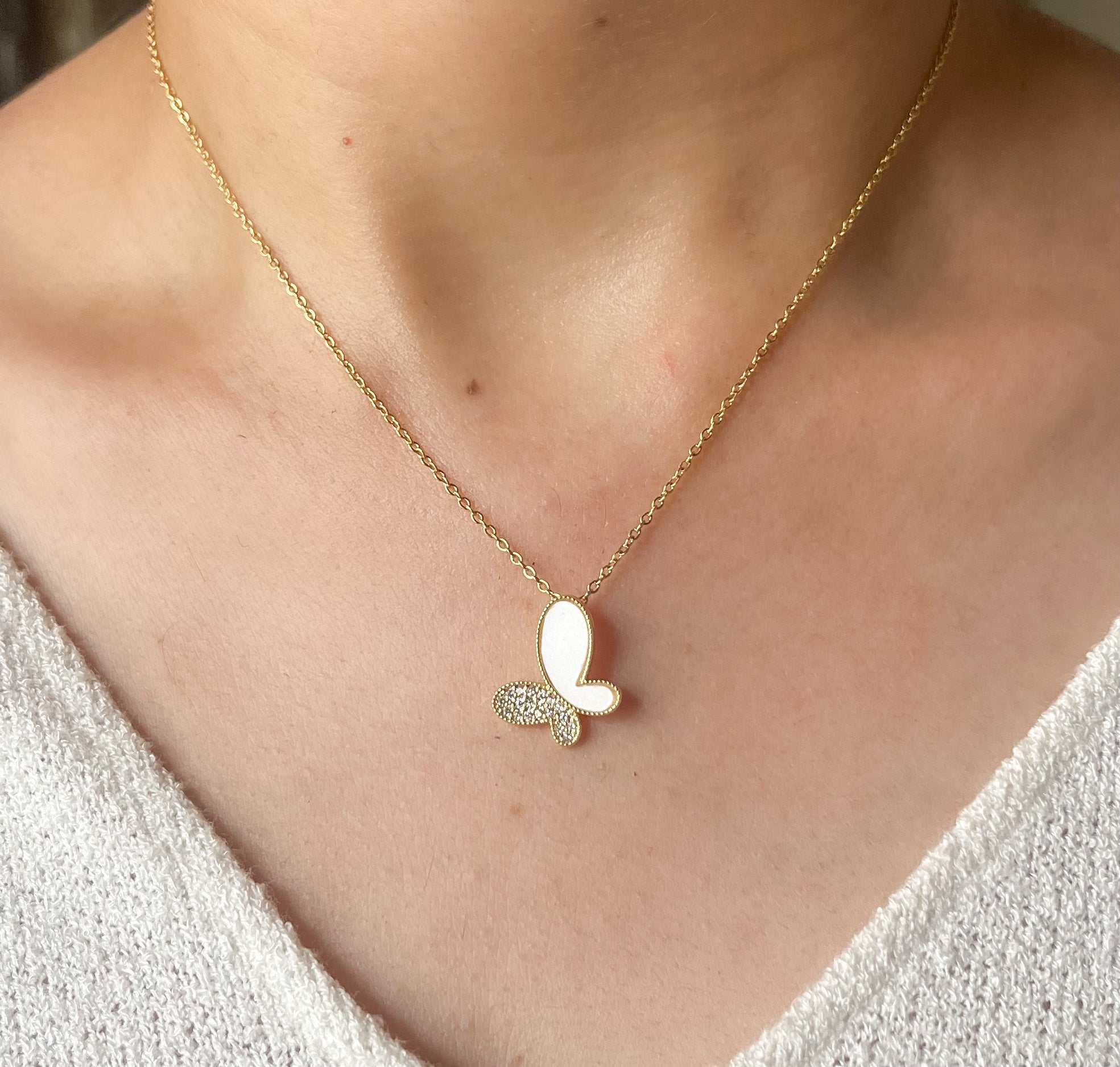 Maisie Butterfly Necklace – Lololepa