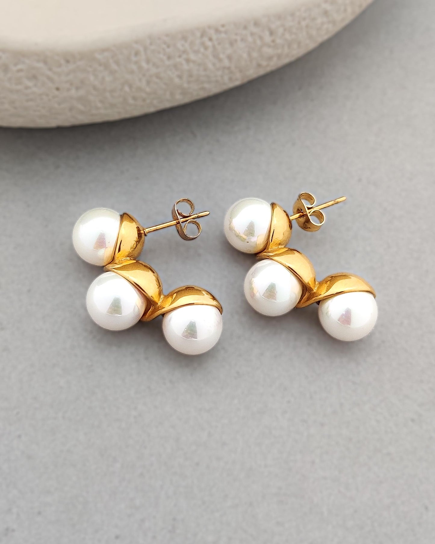 Rowina Pearl Earrings