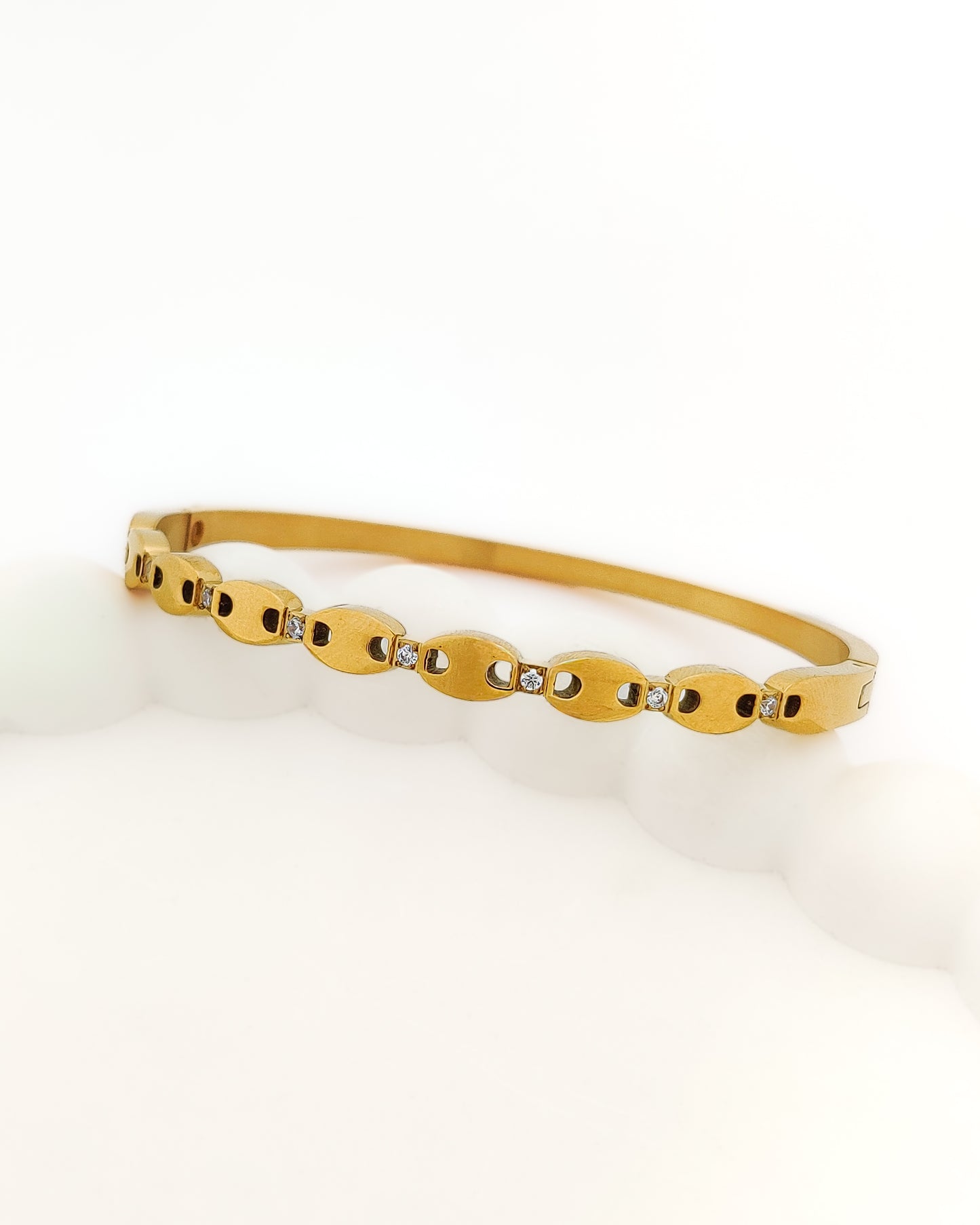 Vera Bracelet Band (Gold)