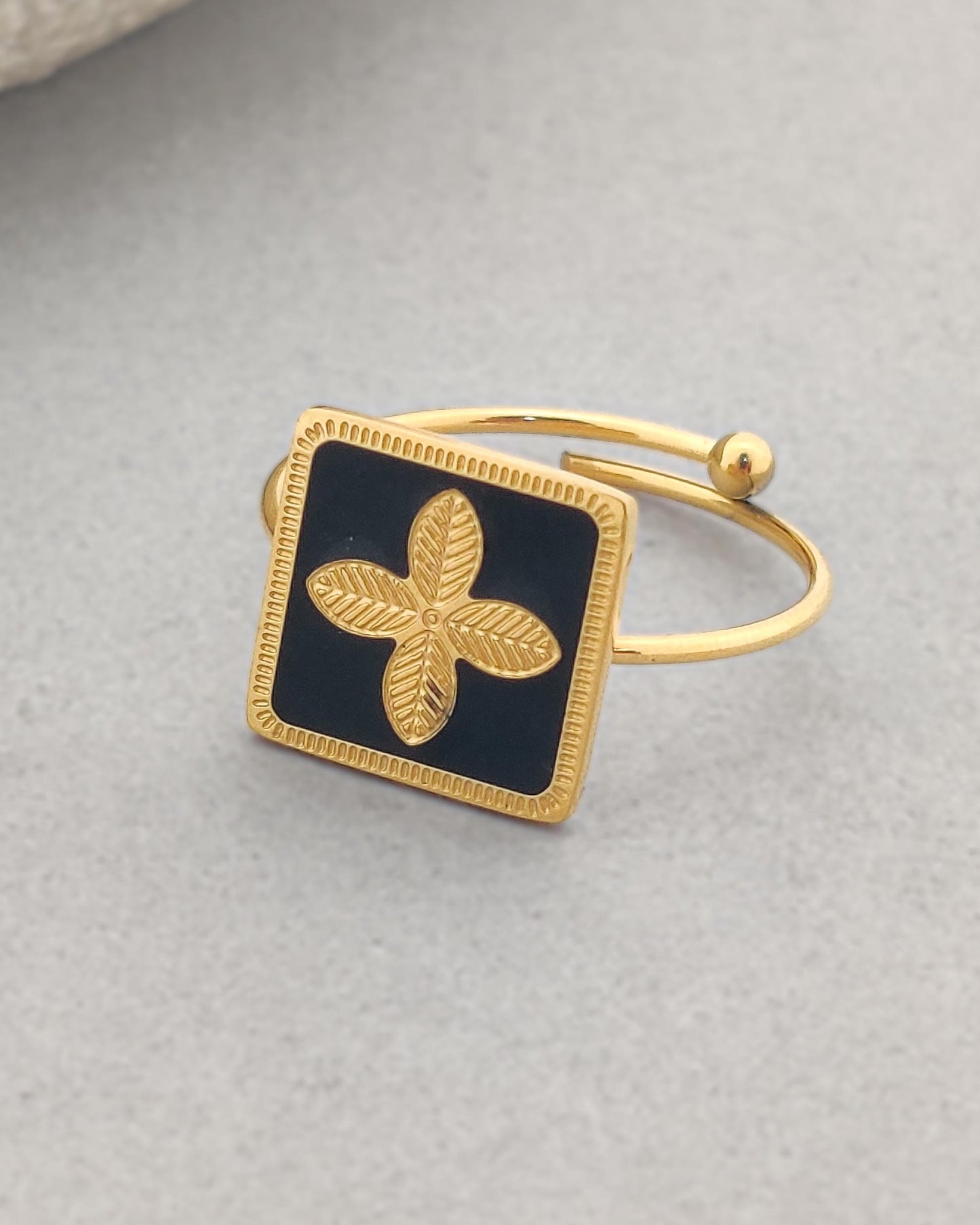 Black Brianna Ring