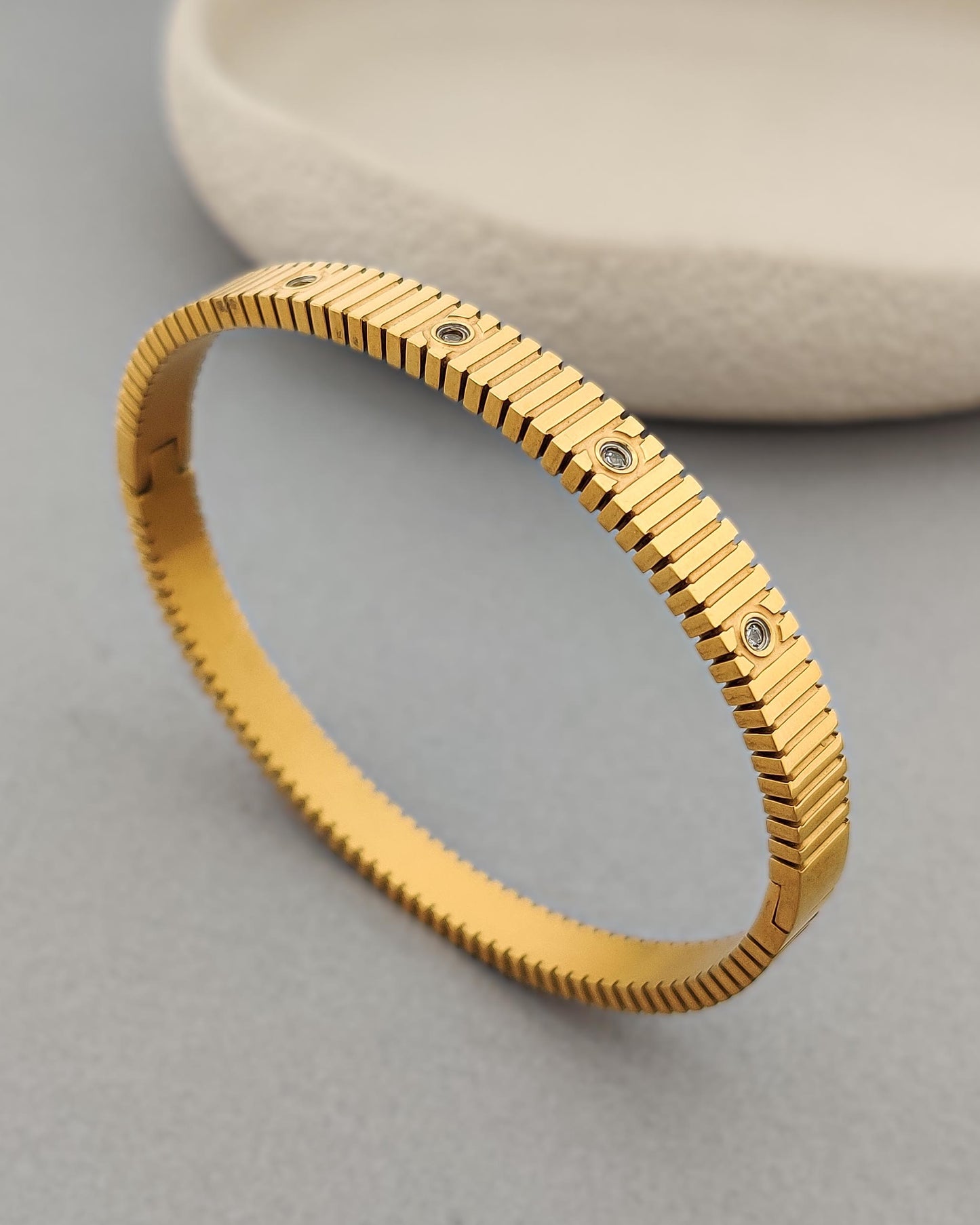 Lux Atelier Bracelet Band (Gold)