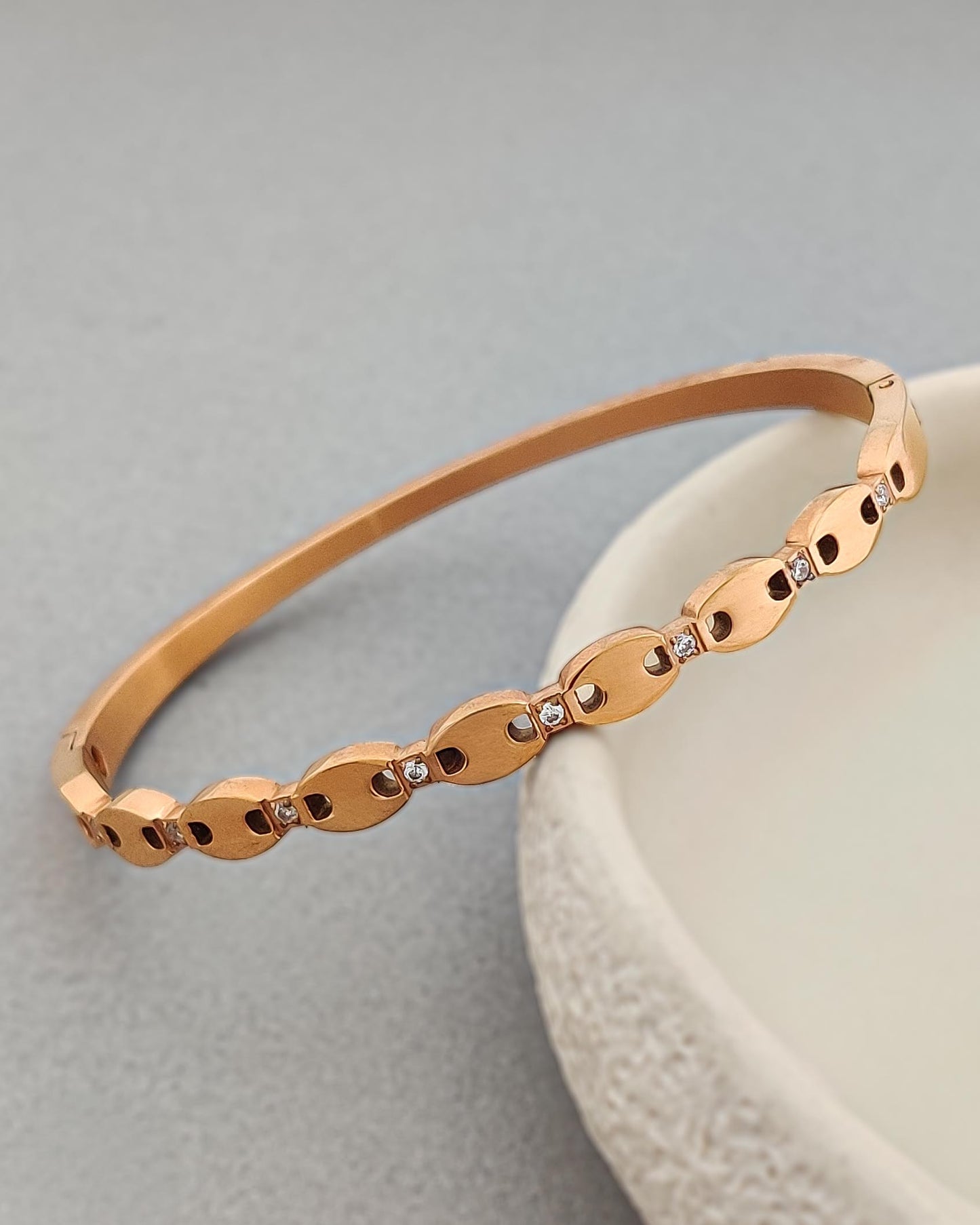 Vera Bracelet Band (Rose Gold)