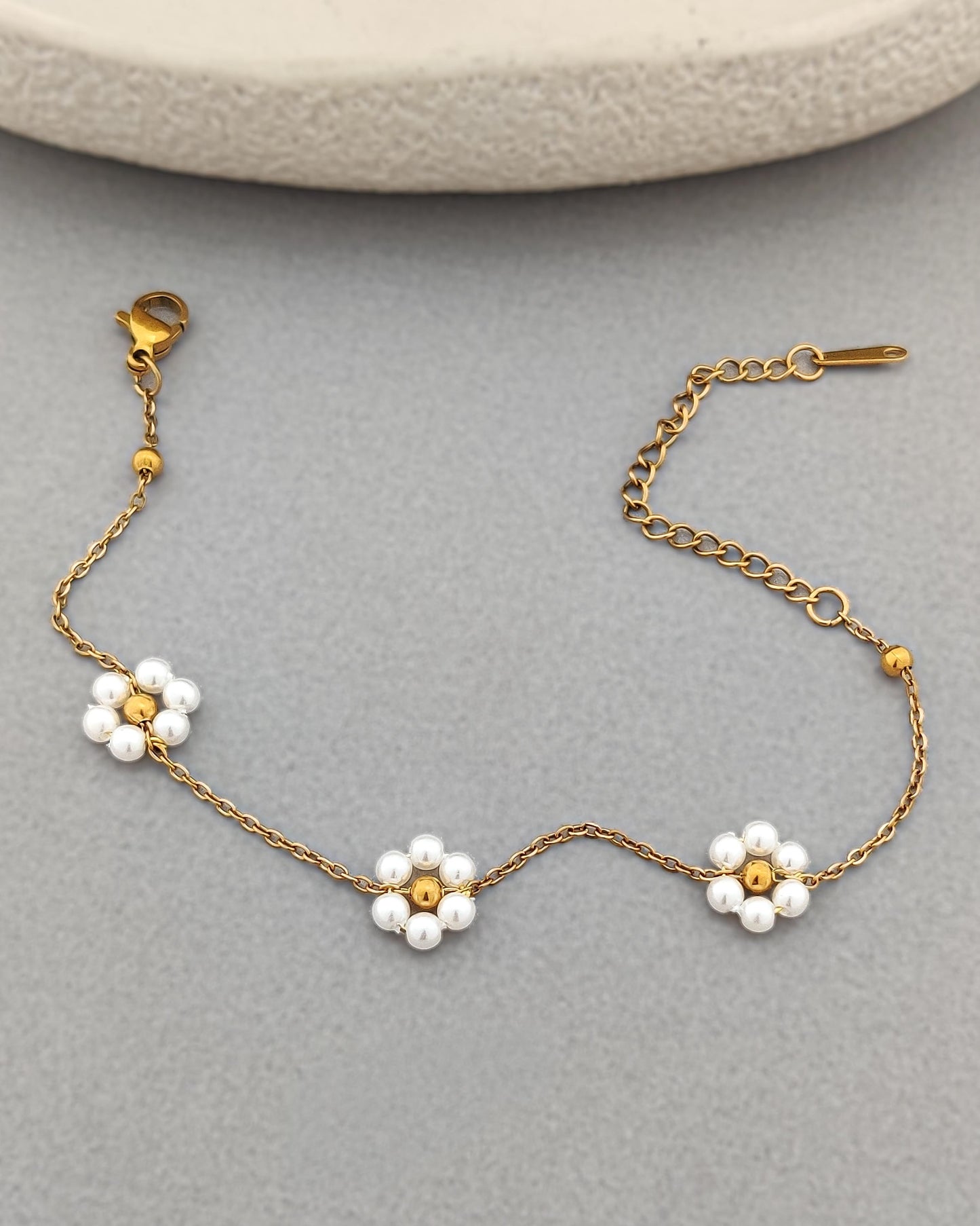 White Daisy Bracelets