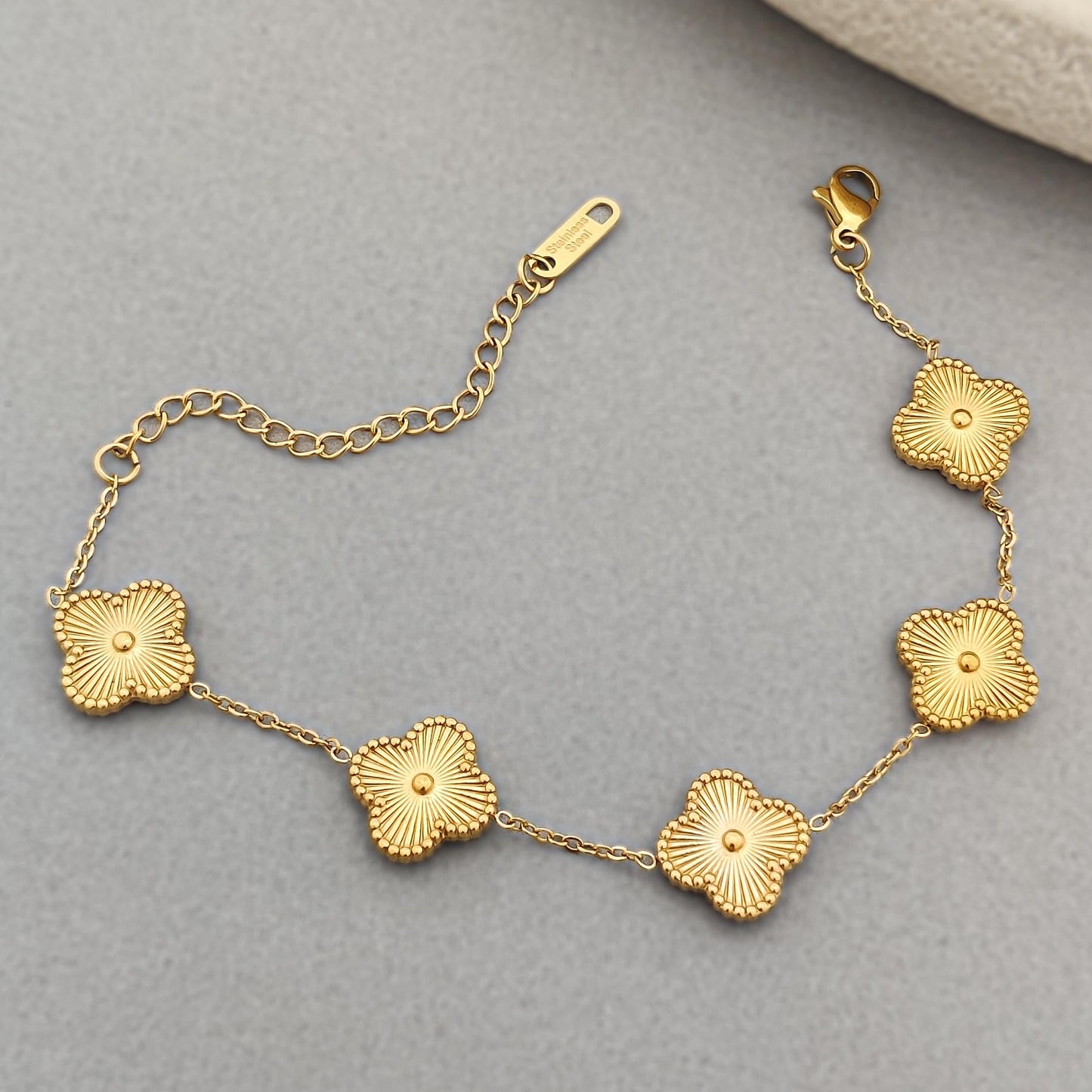 Classic Clover Bracelet