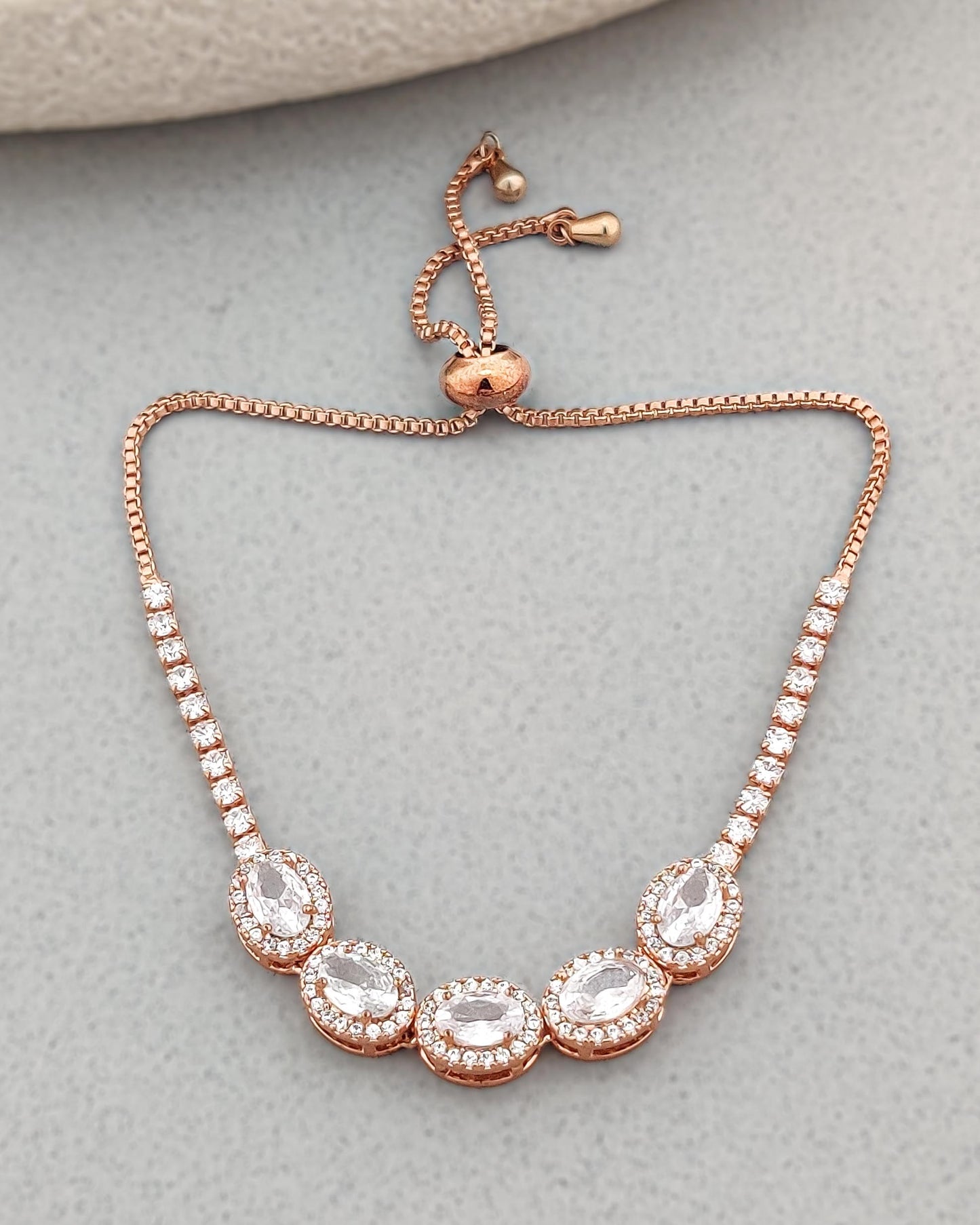 Classic Oval Shine Bracelet