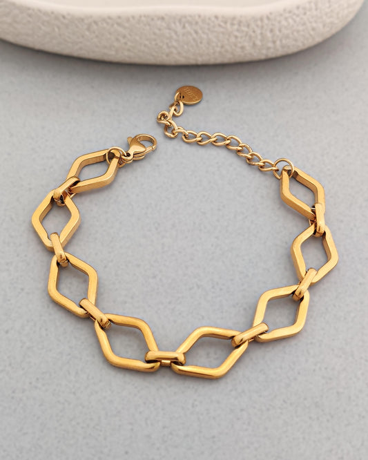 Golden Link Bracelet