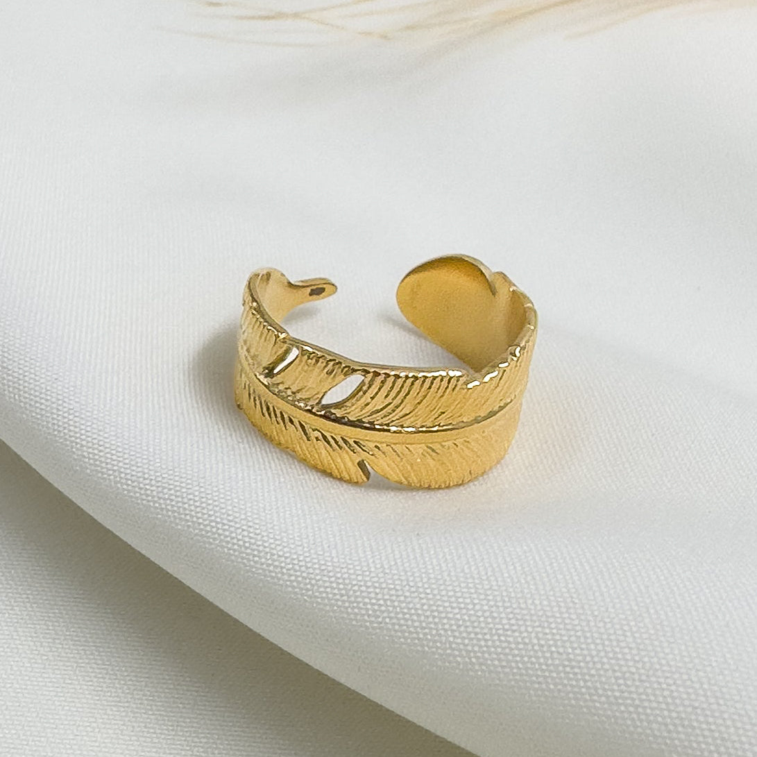 Golden Leaf Ring