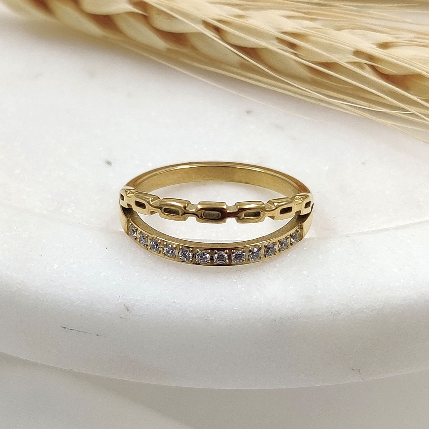 Crystal Link Ring
