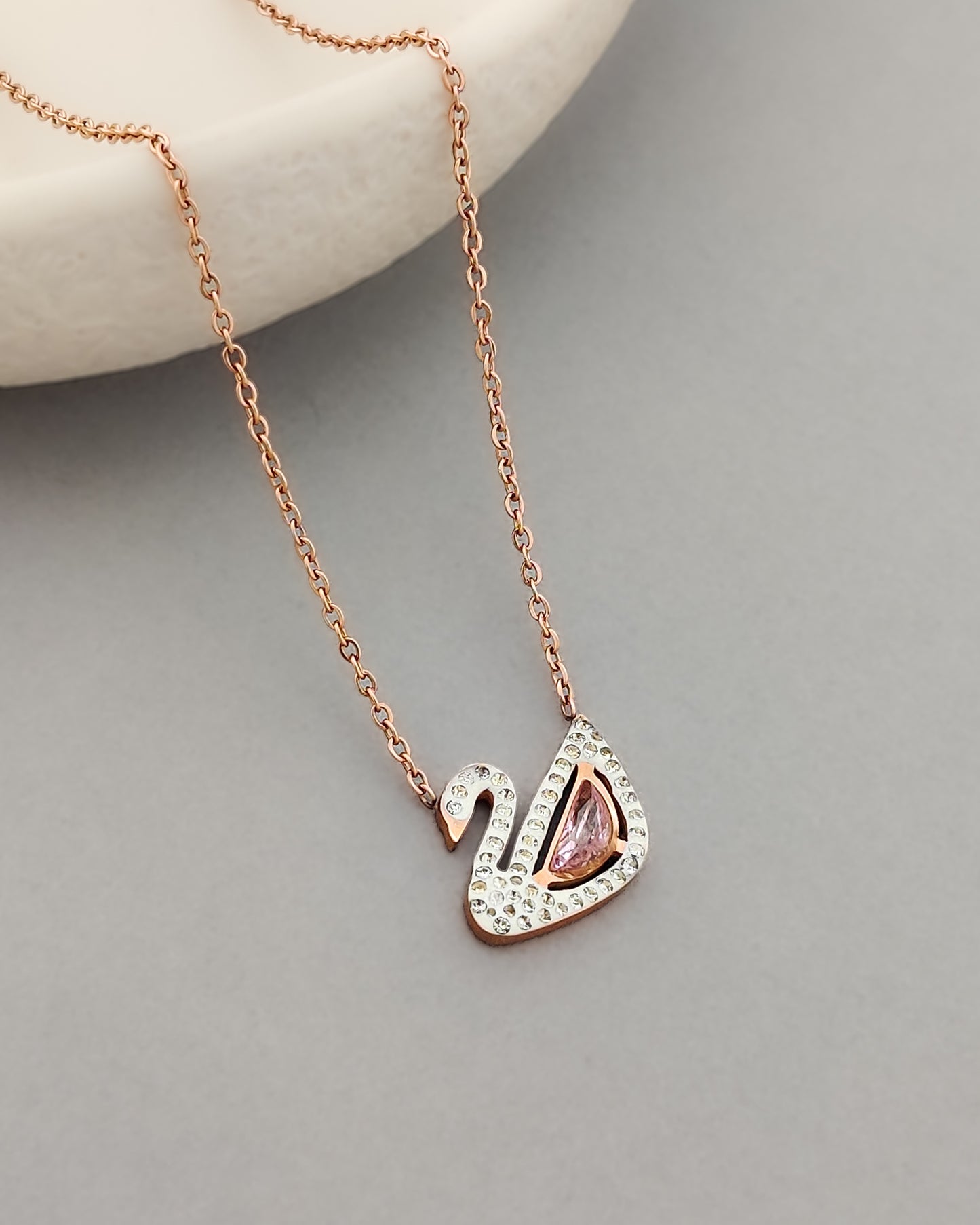 Ehereal Swan Necklace