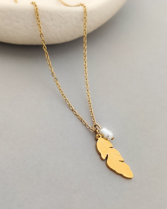 Dewleaf Necklace (Gold)