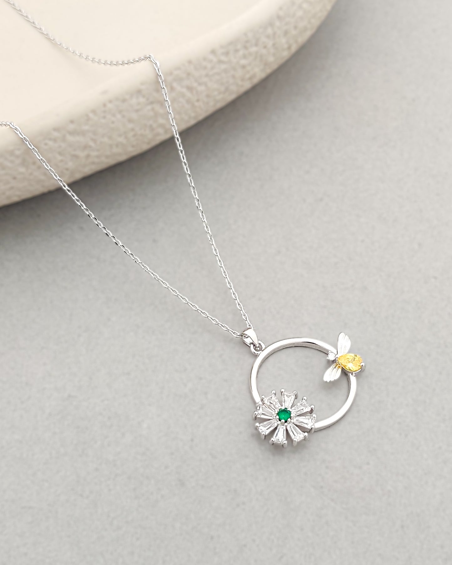 Bee and flower Ring Necklace