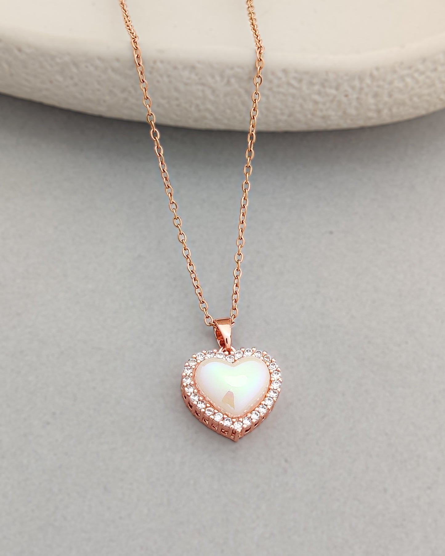 Hearten Necklace