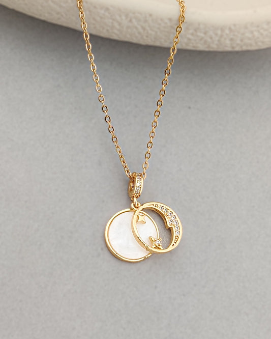 Esmi Moon Necklace