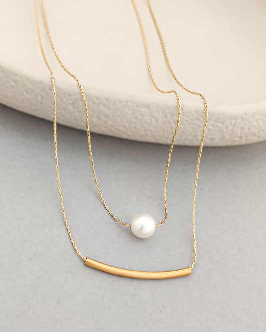 Luna Pearl Necklace