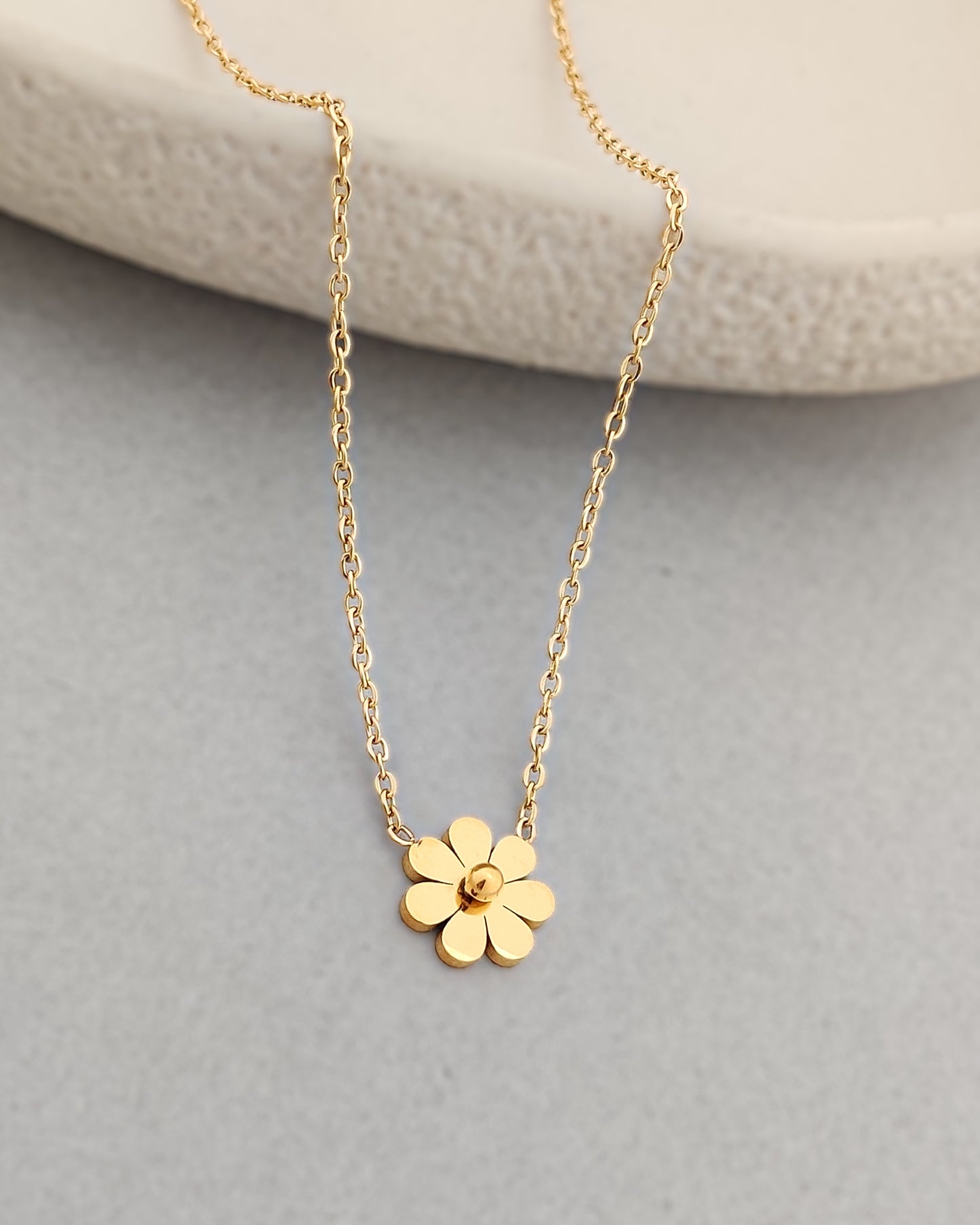 Golden Daisy Necklace