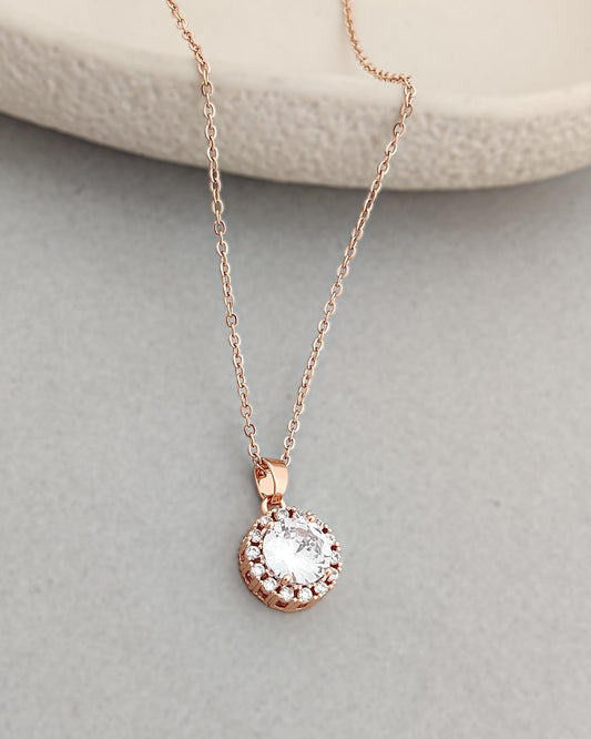 Solitaire Yovanna Necklace