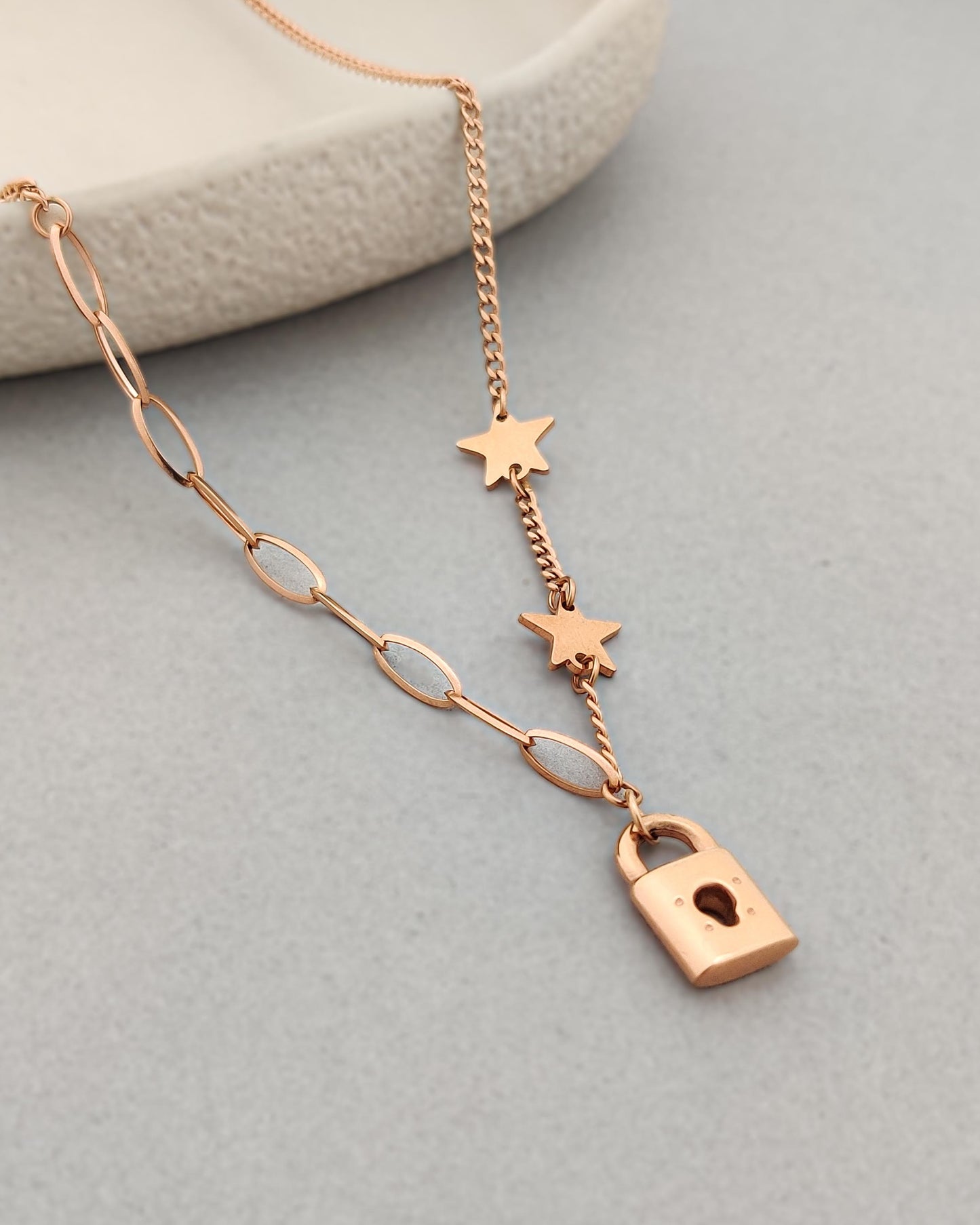 Lock and star link necklace