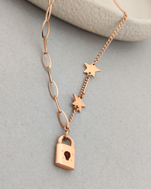 Lock and star link necklace