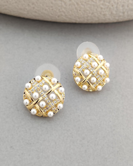 Larissa Pearl Earrings