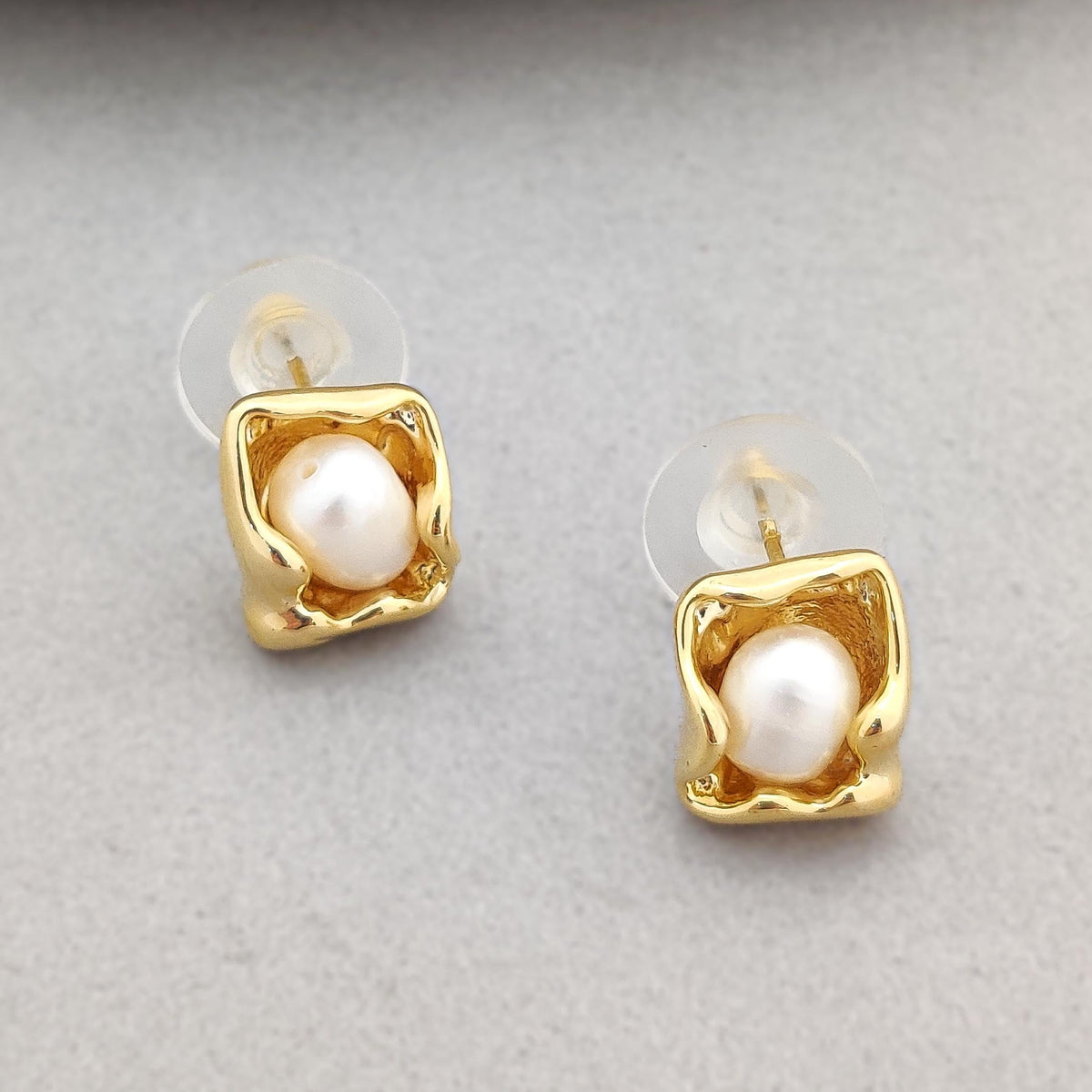 Dented Pearl Earring