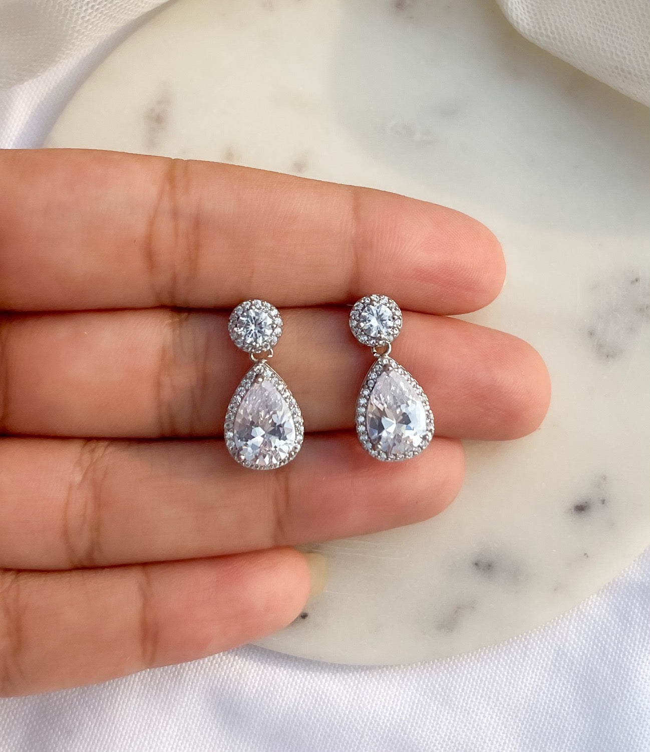 Droplet Crystal Earrings (Silver)