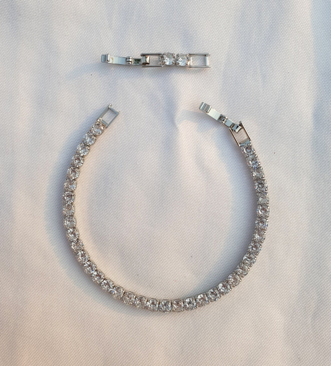 Mara Tennis Bracelet (Silver)