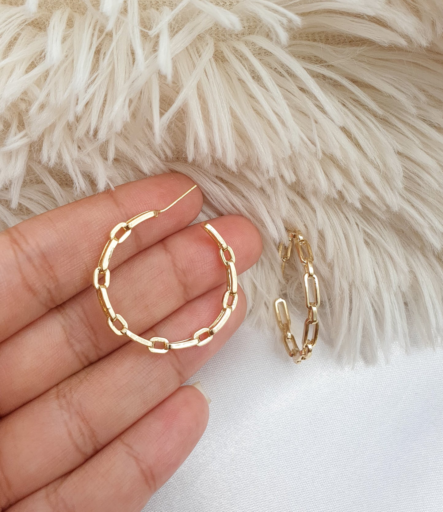 Eva Chain Hoops