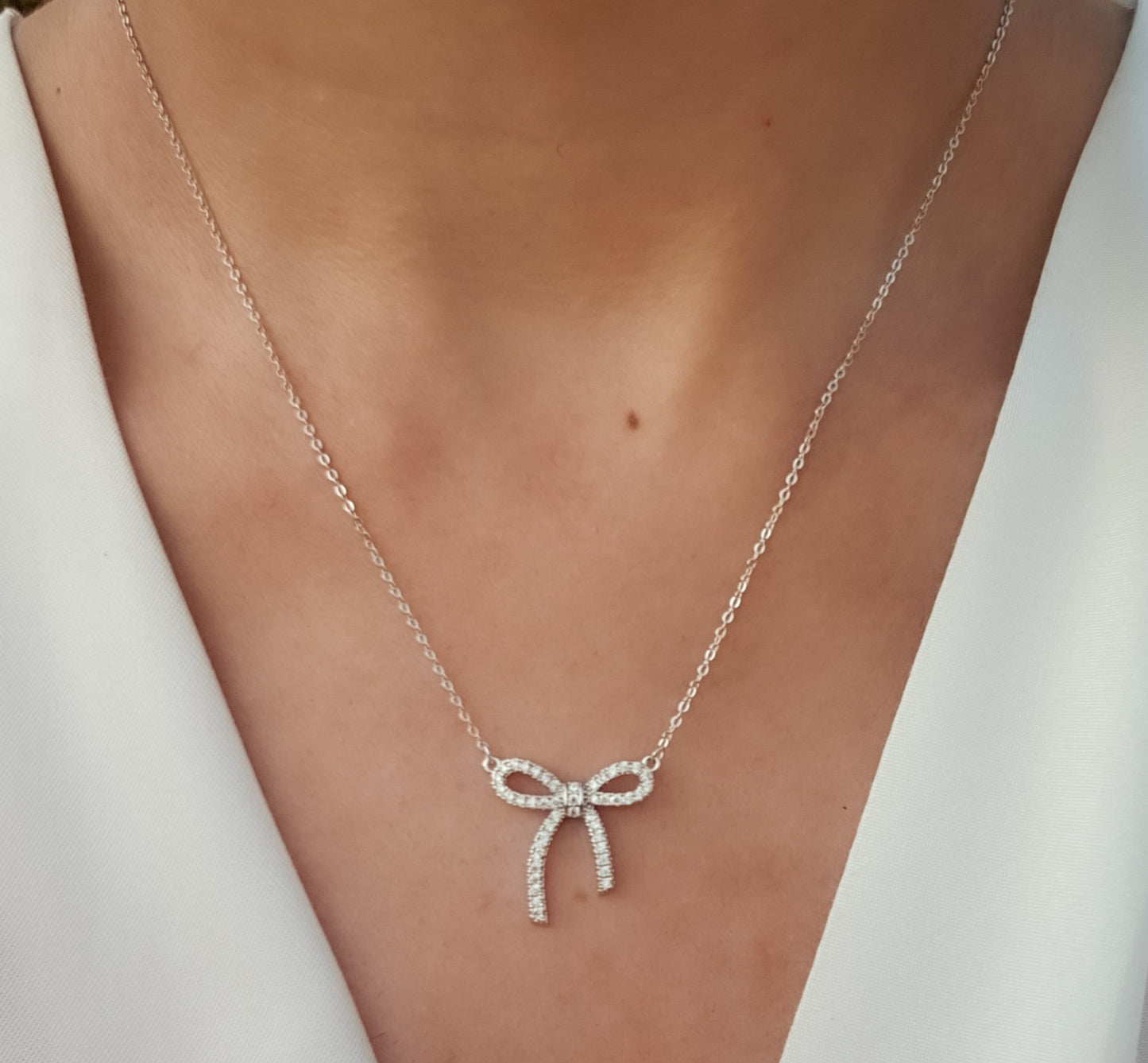 Silver Bow Neckalce